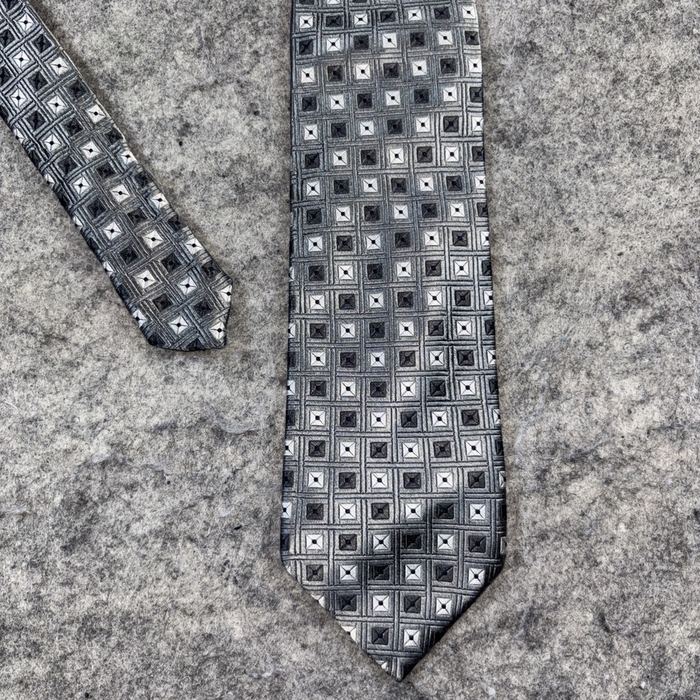 Jos. A. Bank Signature Men's Gray & Silver Geometric 100% Silk Necktie